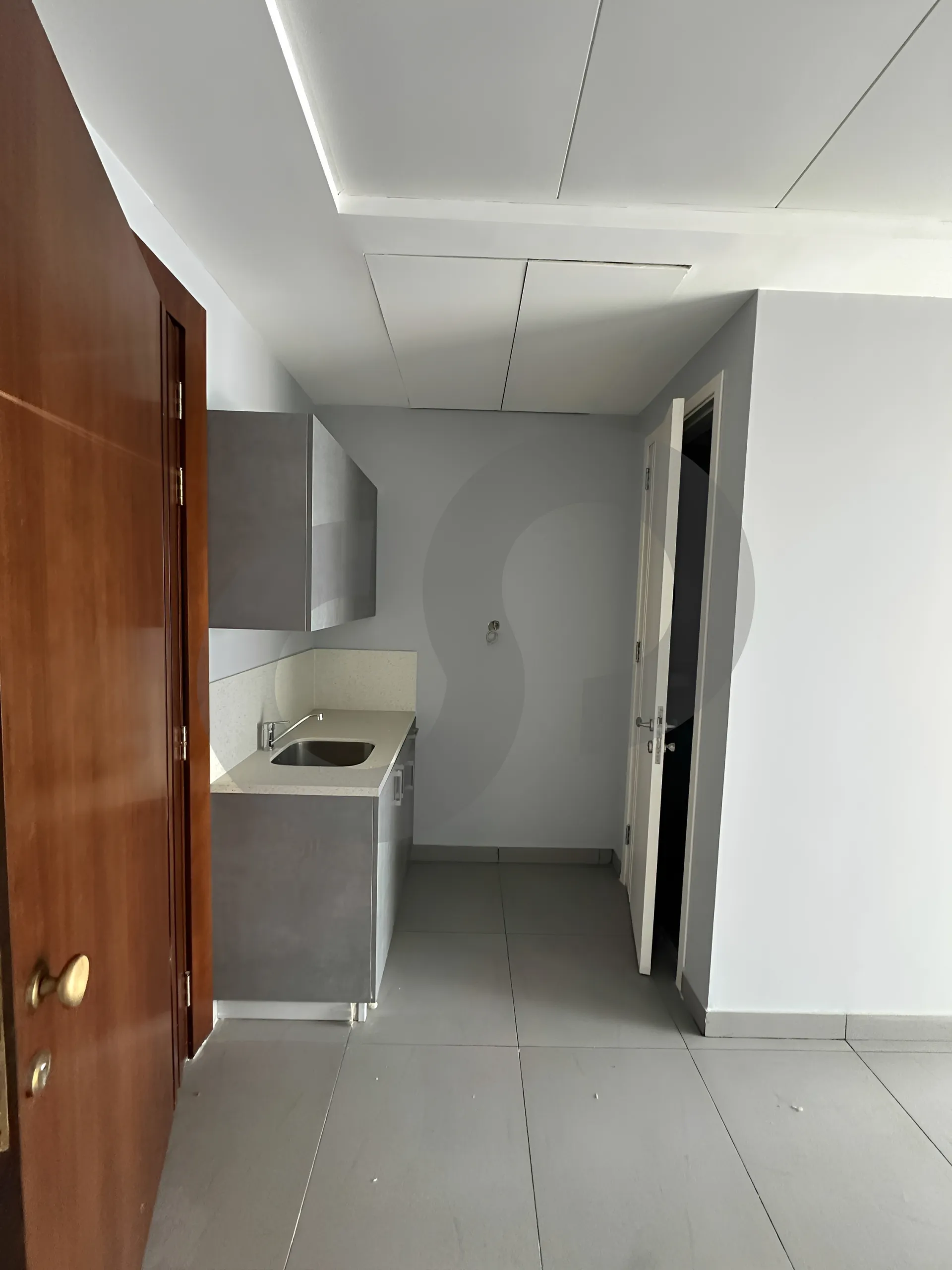 Commercial Property for Sale in Tripoli