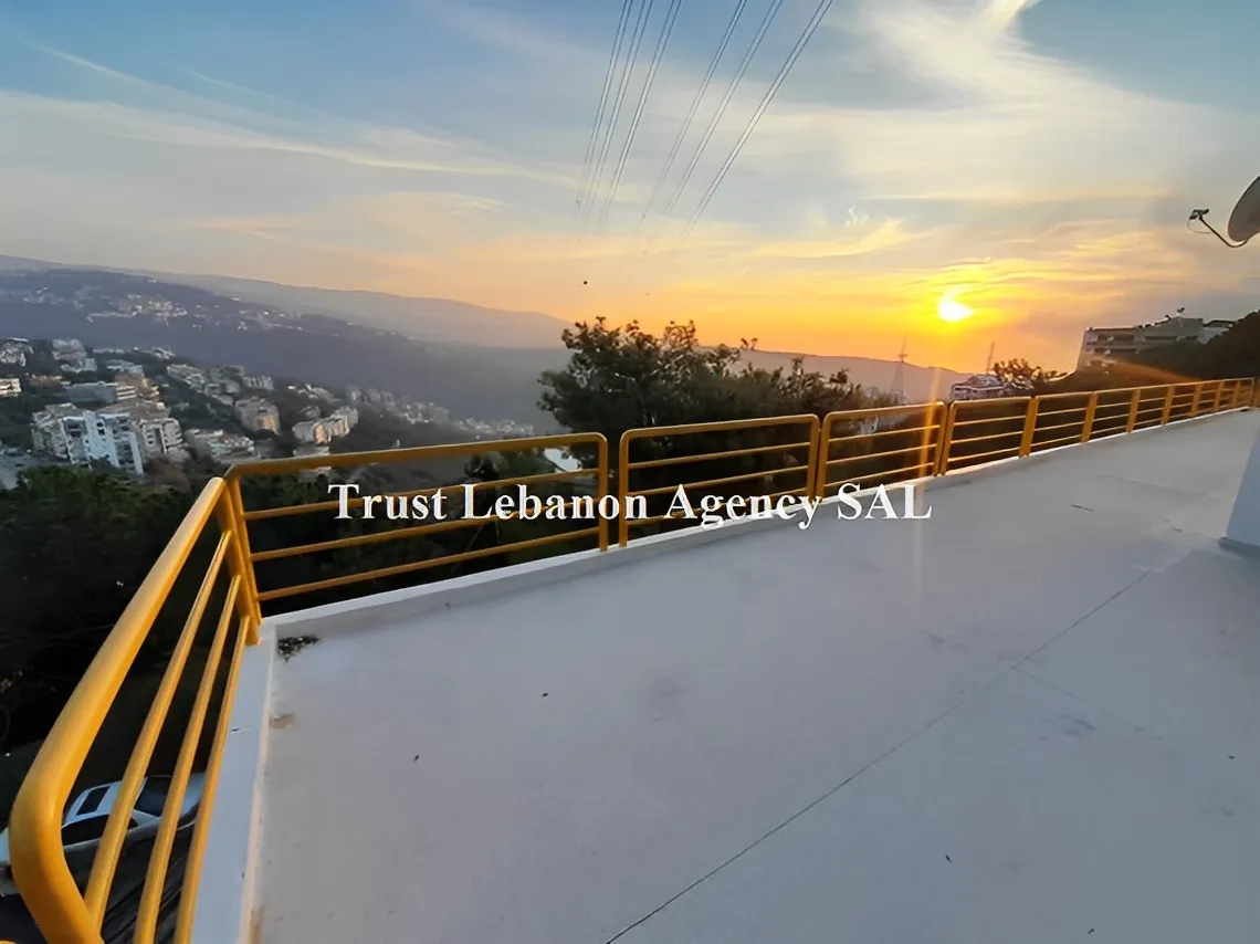 Office for sale in Metn, Beit Mery