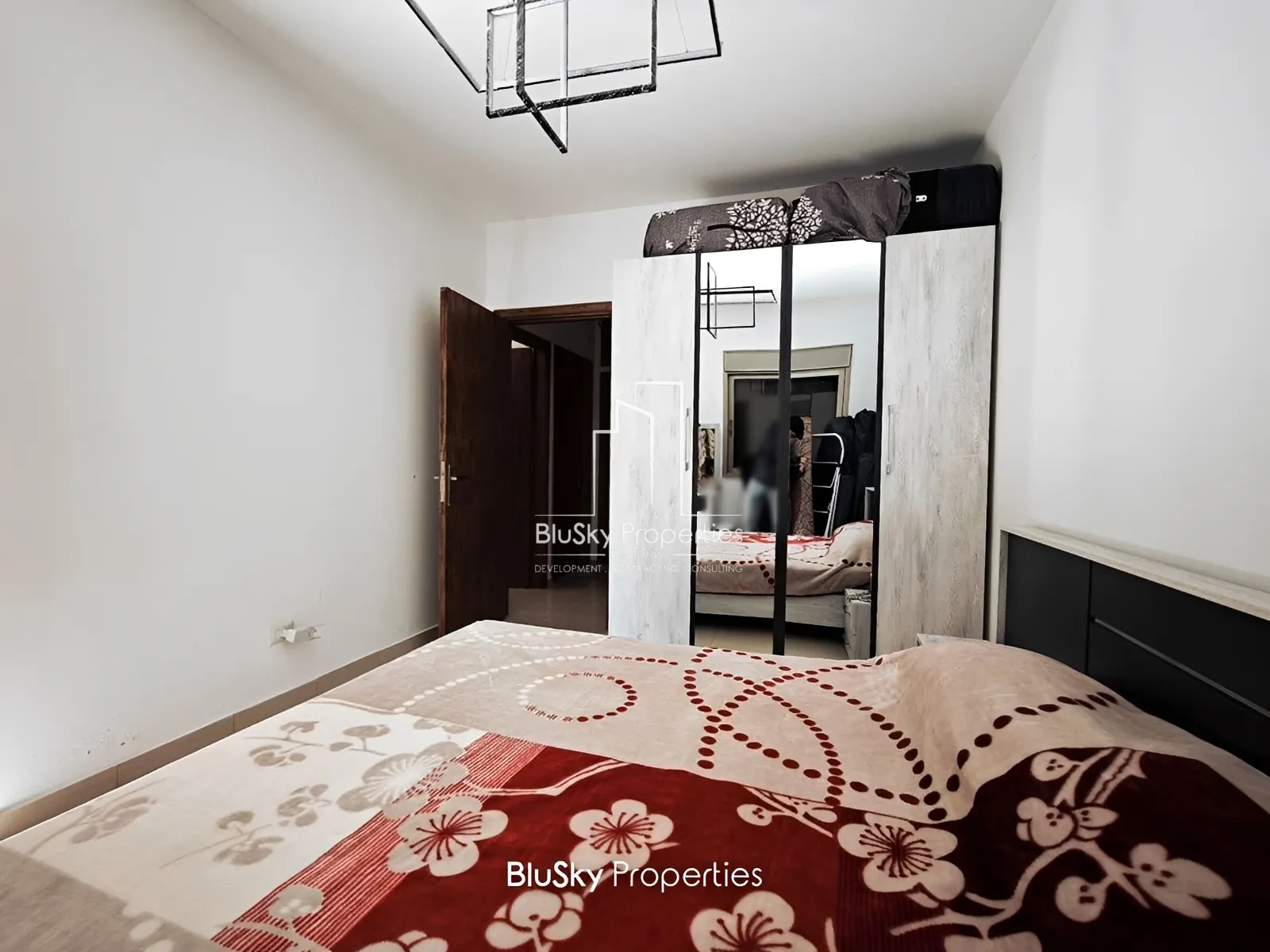 Apartment for Sale in Jouret El Ballout
