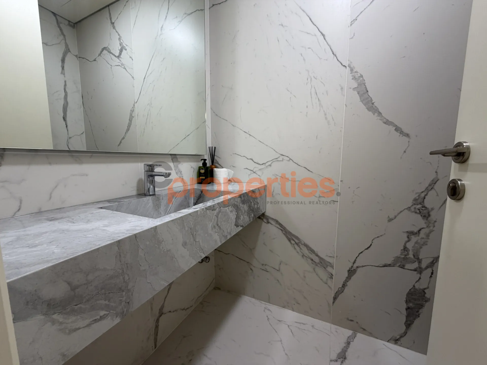 Apartment for Sale in Gemmayzeh