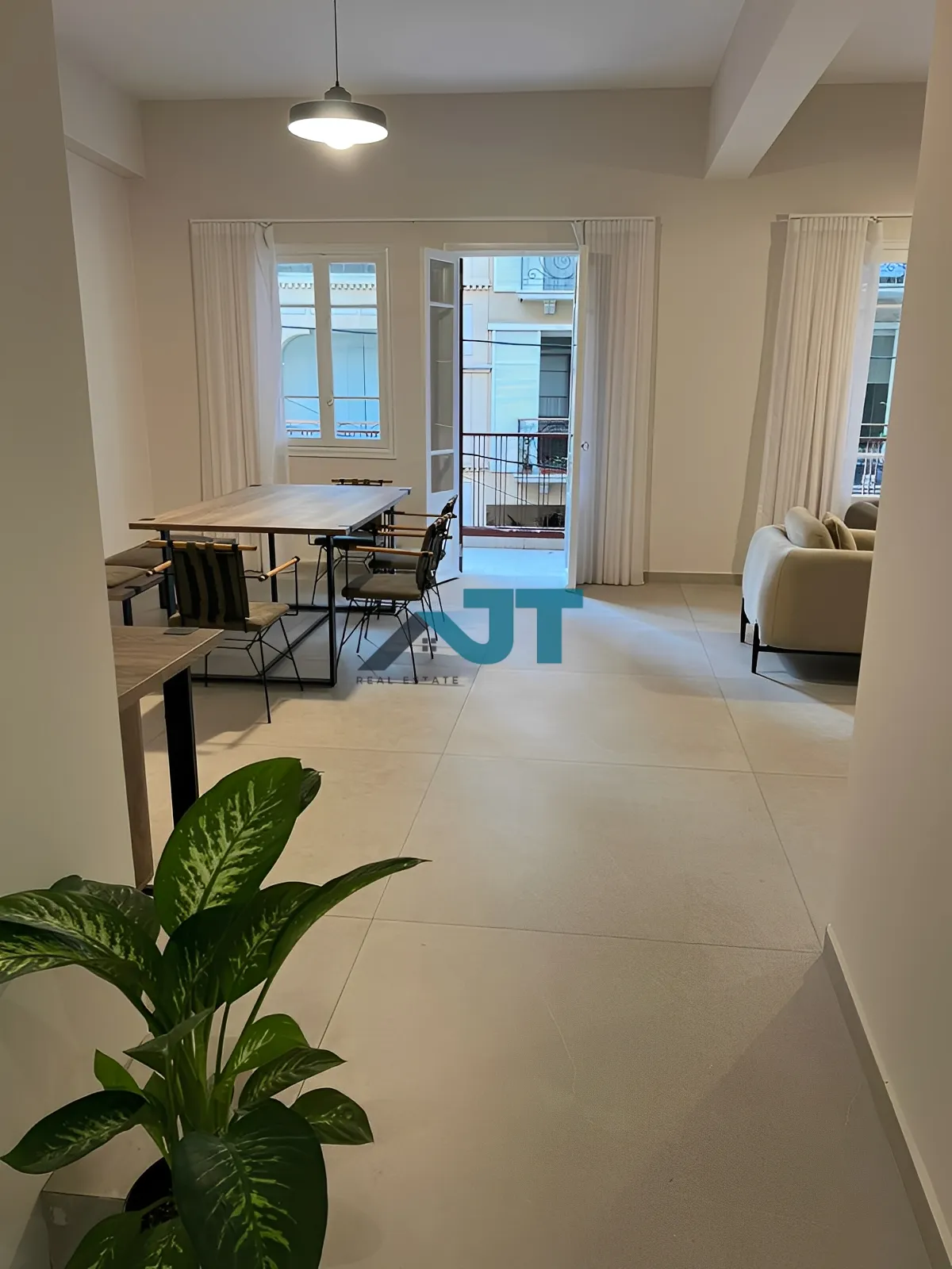 Apartment for Sale in Achrafieh, Tabaris