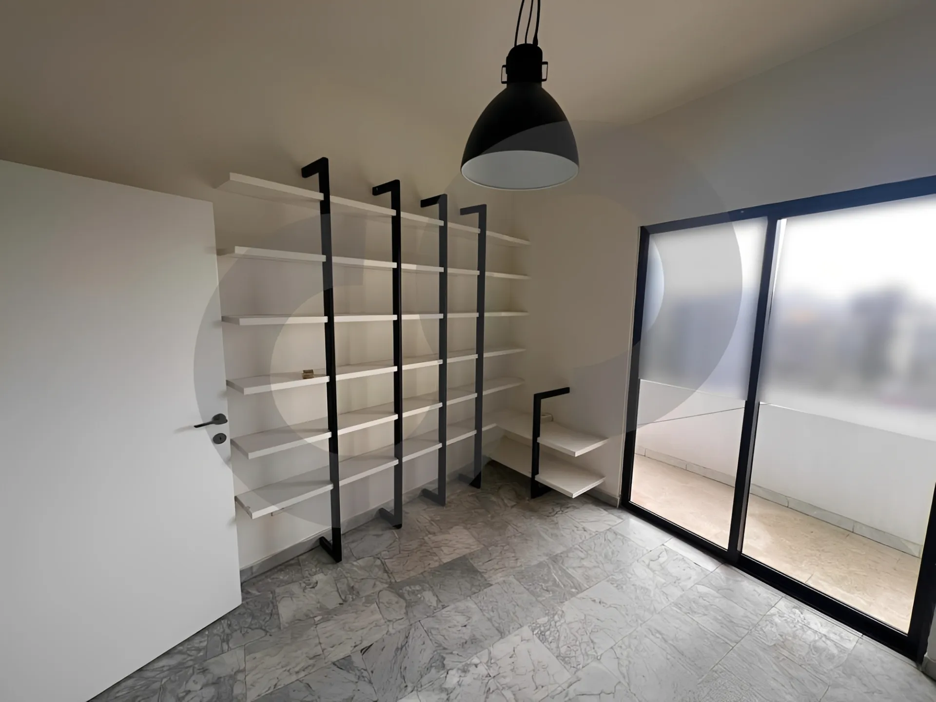 Office for rent in Dekwaneh, Lebanon