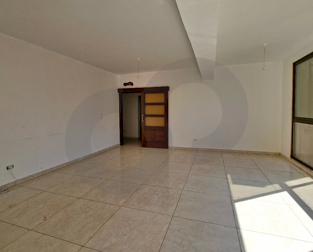 Building for Sale in Mazraat Yachoua