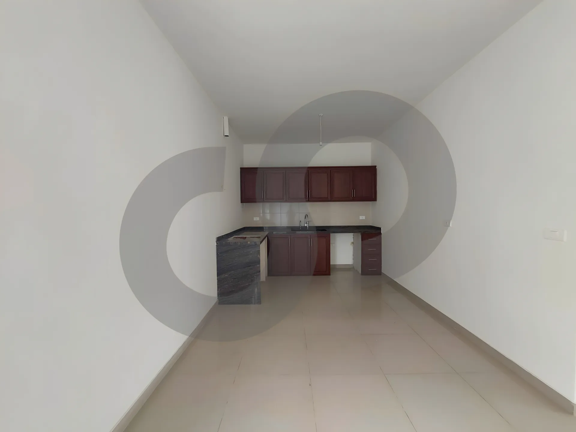 Building for Sale in Hosrayel