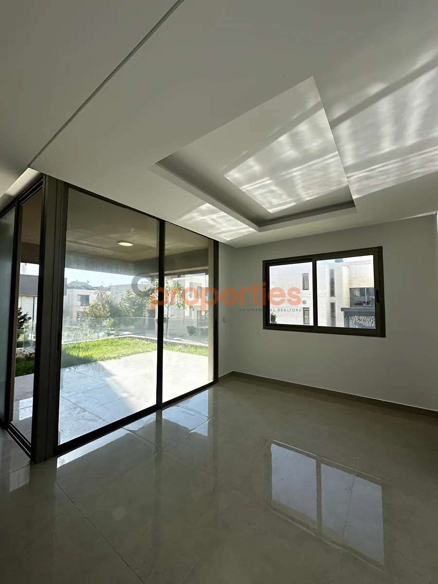 Apartment for Sale in Aamchit - 4 bed, 4 bath