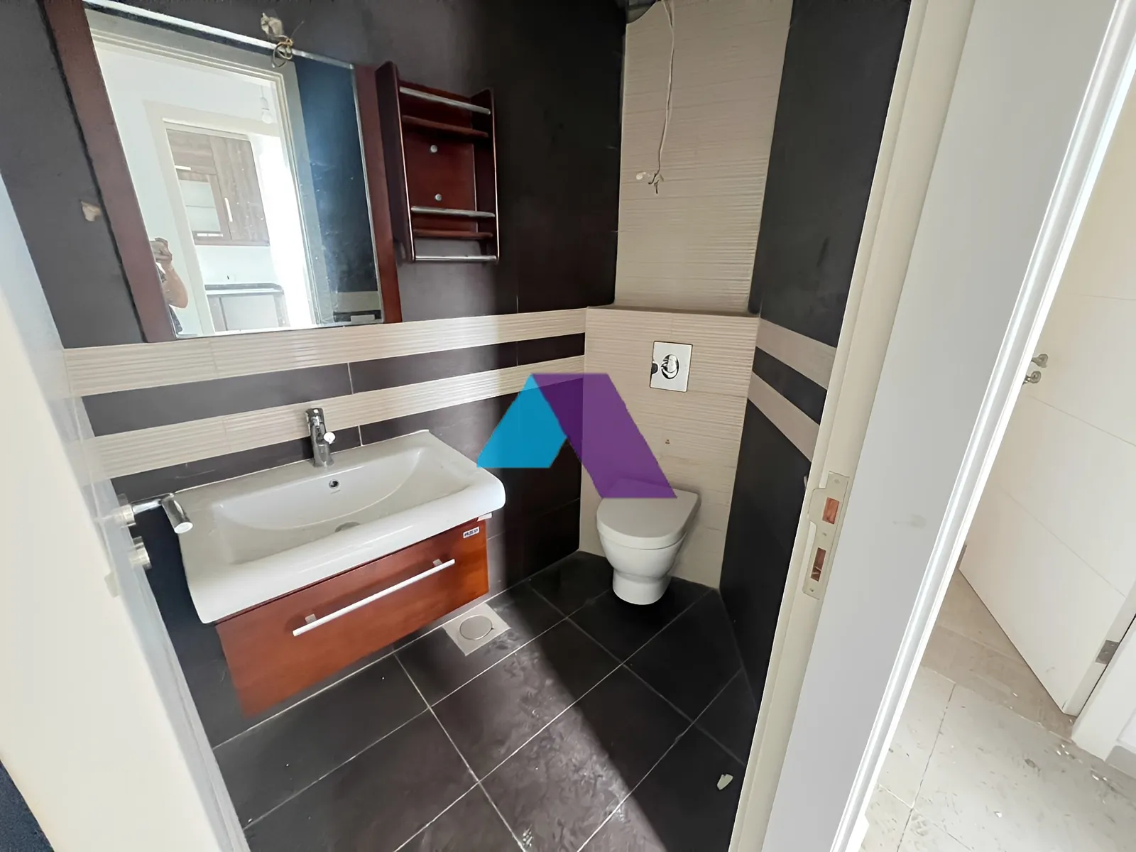 Apartment for Sale in Adma w Dafnah