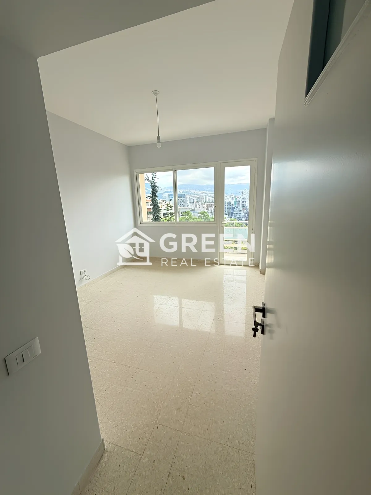 Apartment for rent in Sioufi