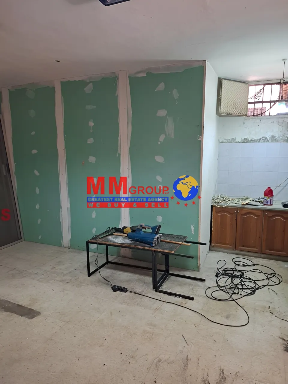 Shop for Rent in Mansourieh