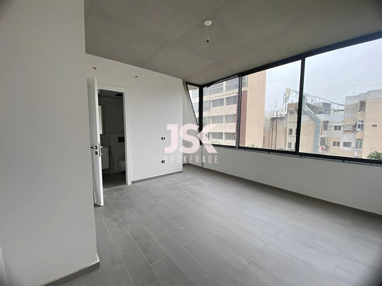 Apartment for Sale in Ras Beirut - 2 bed