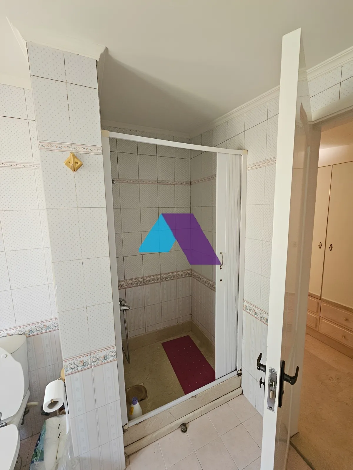Apartment for Sale in Ballouneh