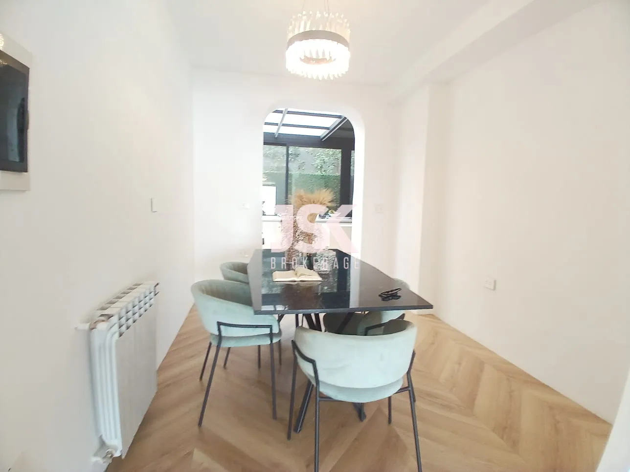 Apartment for Sale in Beit Meri