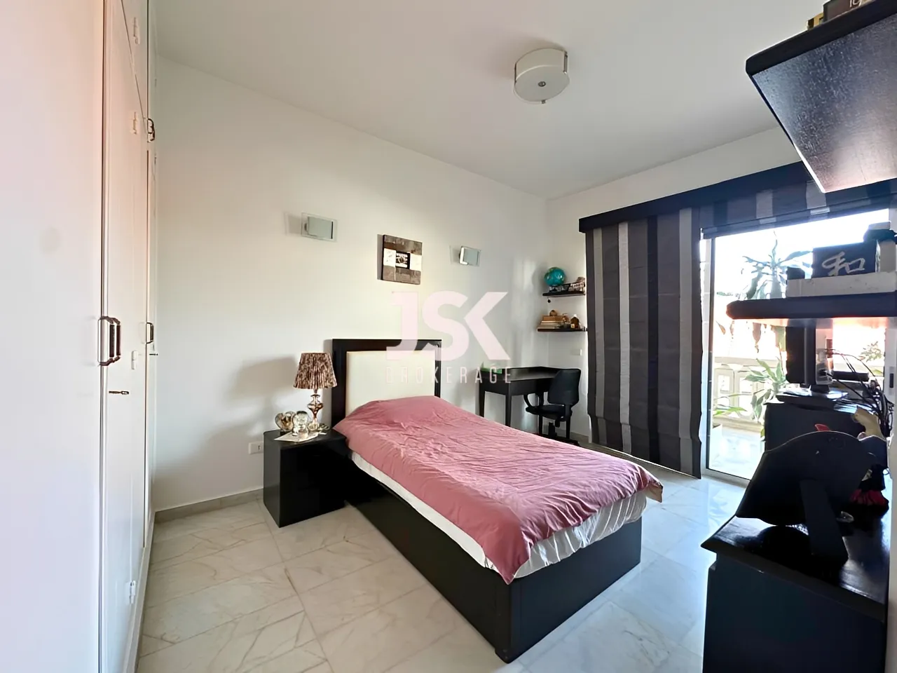Apartment for Sale in Achrafieh - 3 bed, 3 bath