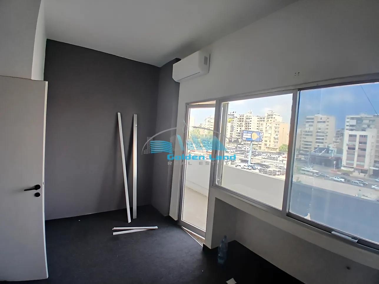 Office for Rent in Baouchriyeh