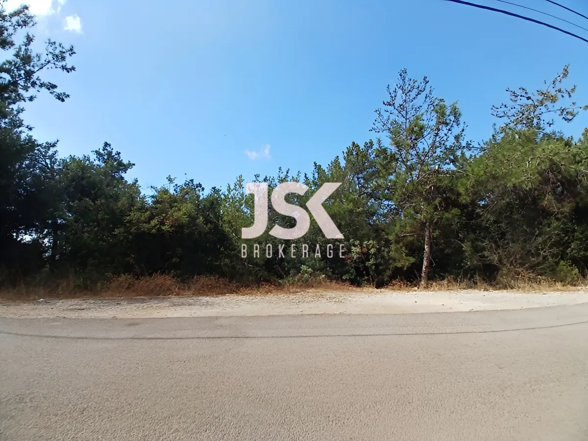 Land for Sale in Rabweh, Metn