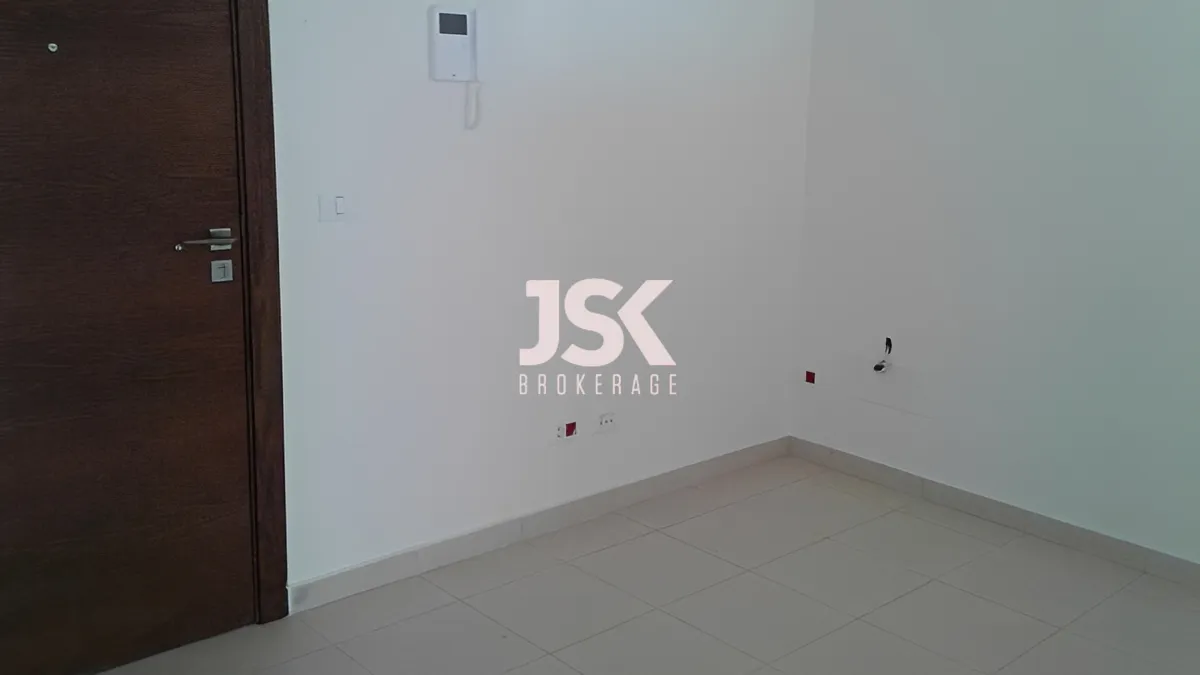 Office for rent in Dbayeh