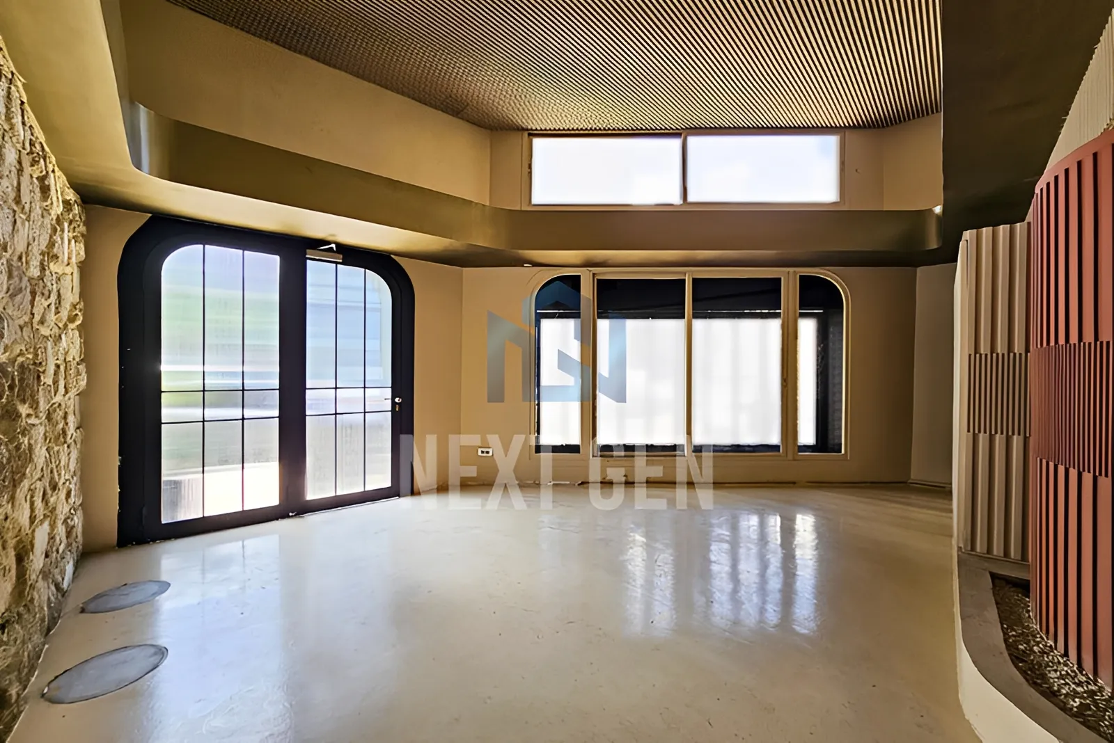 Showroom for Rent in Saifi Village