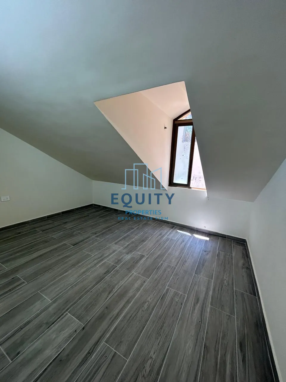 Apartment for sale in Mezher