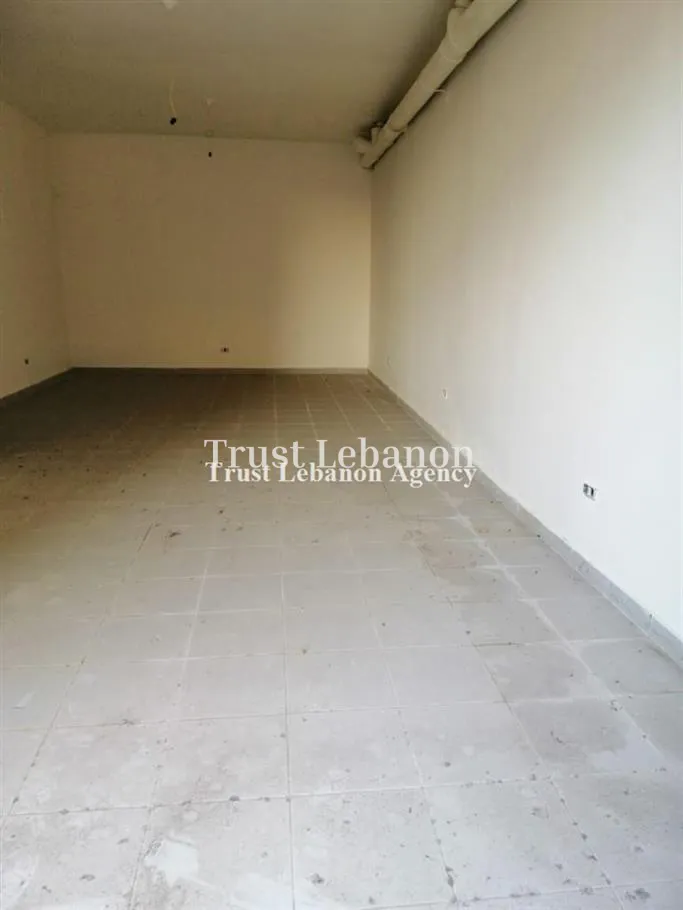 Shop for sale in Dekwaneh, Lebanon