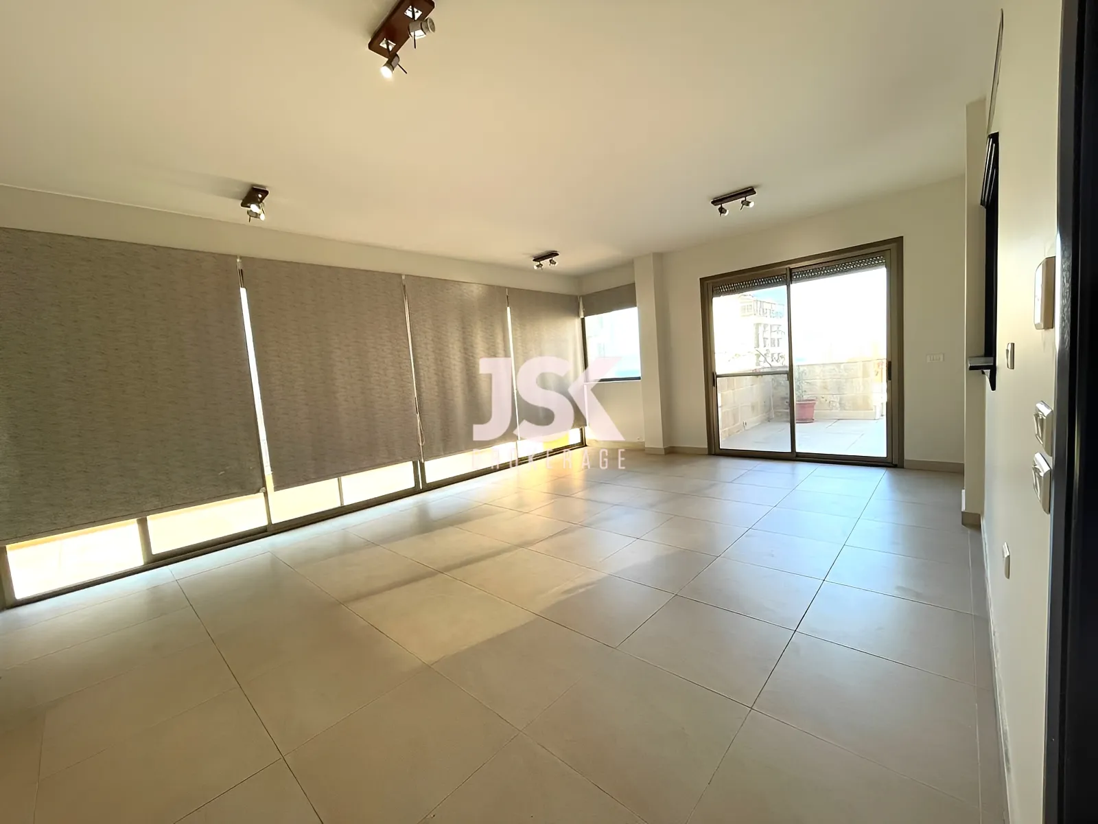 Apartment for Rent in Ras