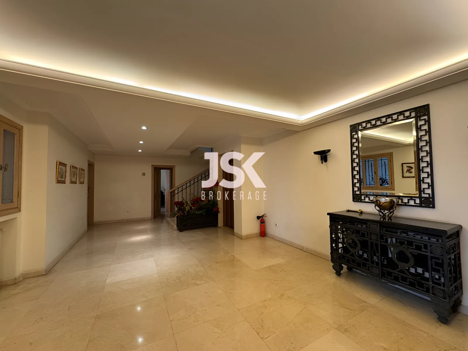 Villa for Sale in Montiverdi