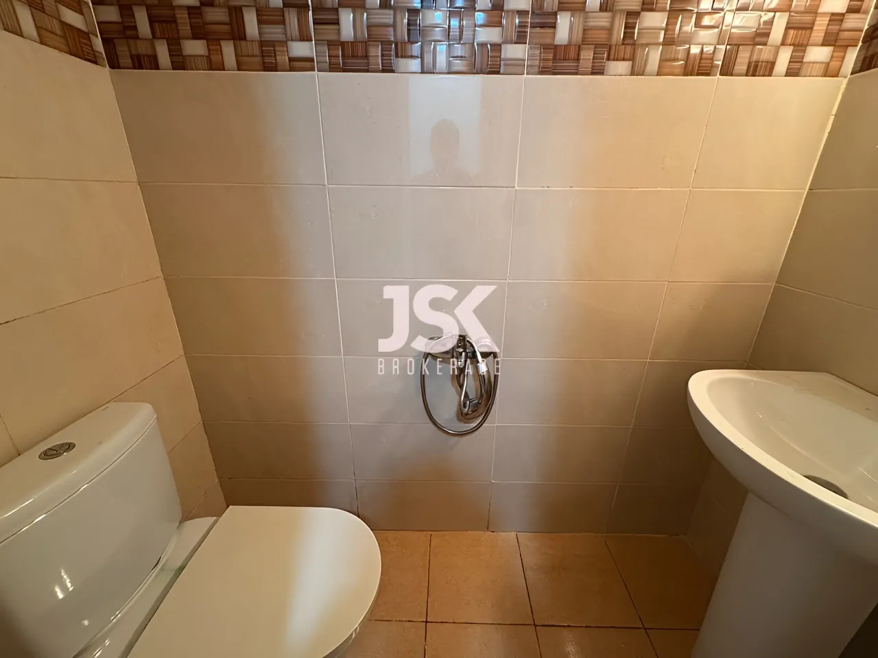 Apartment for Sale in Msaytbeh