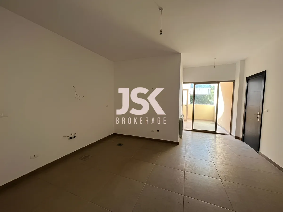 Apartment for Sale in Kfar Hbab, Lebanon - 3 bed, 5 bath