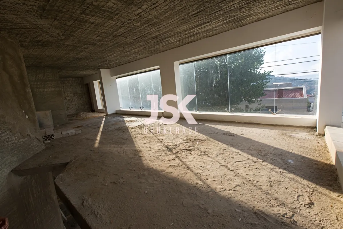 Showroom for rent in Khenchara