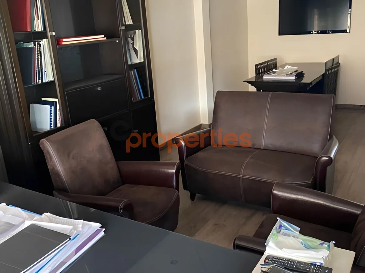 Office for Sale in Dekwaneh
