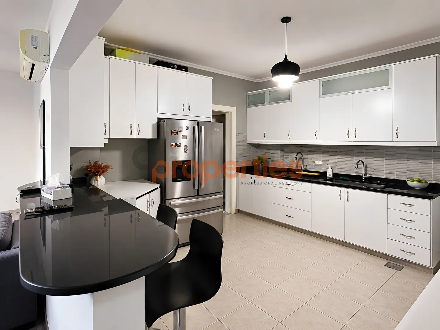 Apartment for Rent in Aamchit - 3 bed, 3 bath