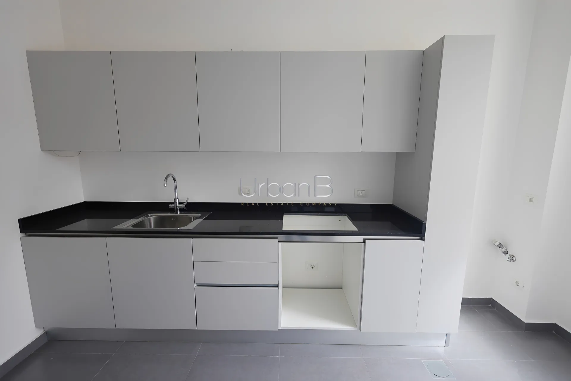 Residential in Sakiet el janzeer, beirut, lebanon