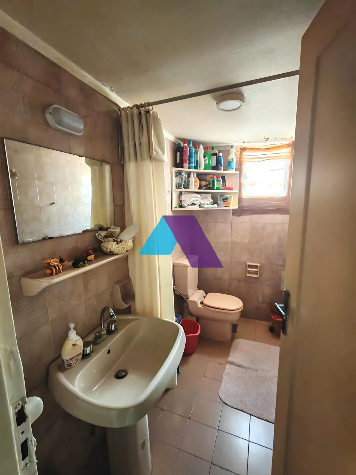 Apartment for Sale in Ballouneh