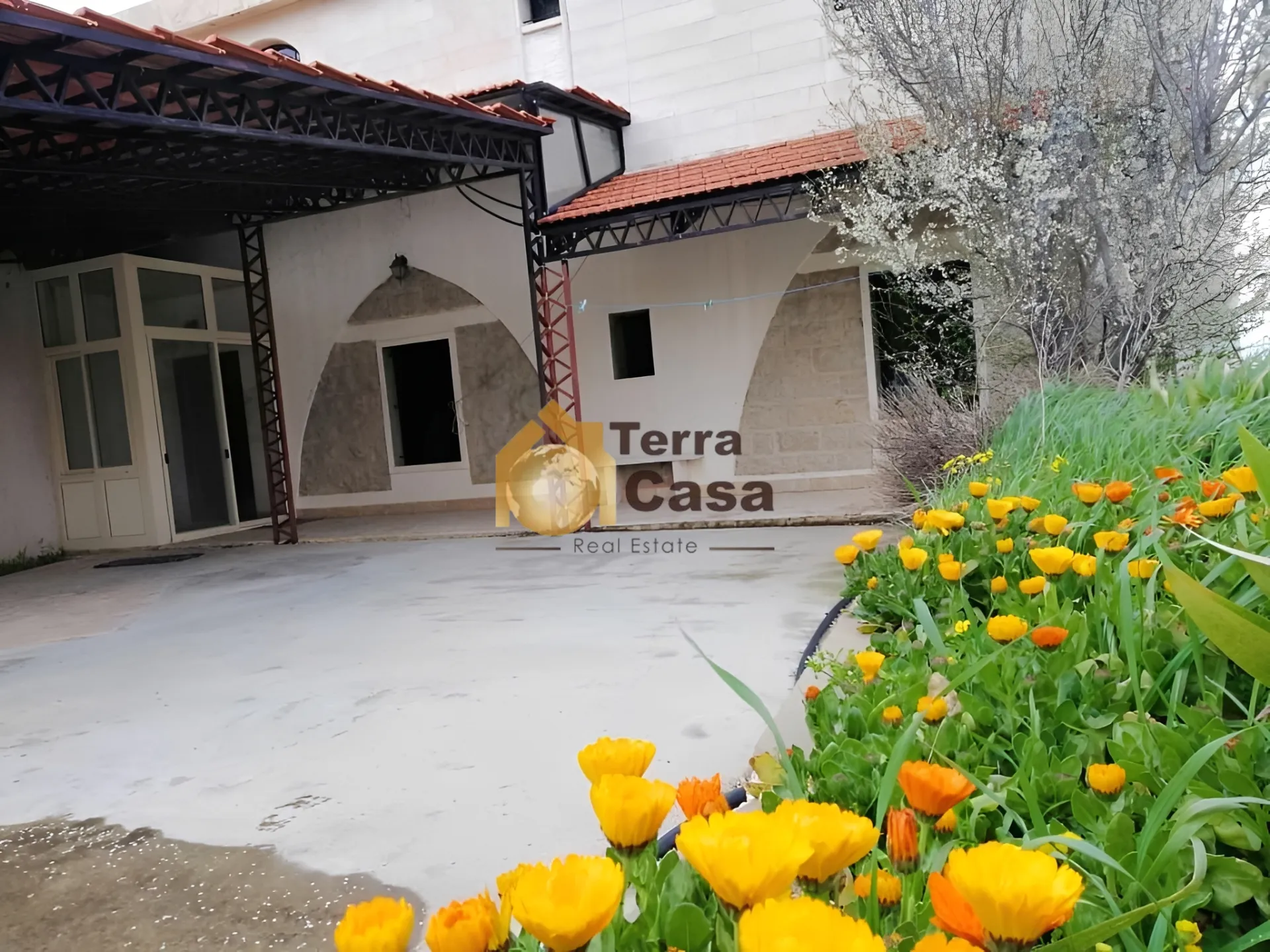 Villa for Rent in Zahle - 5 bed, 4 bath