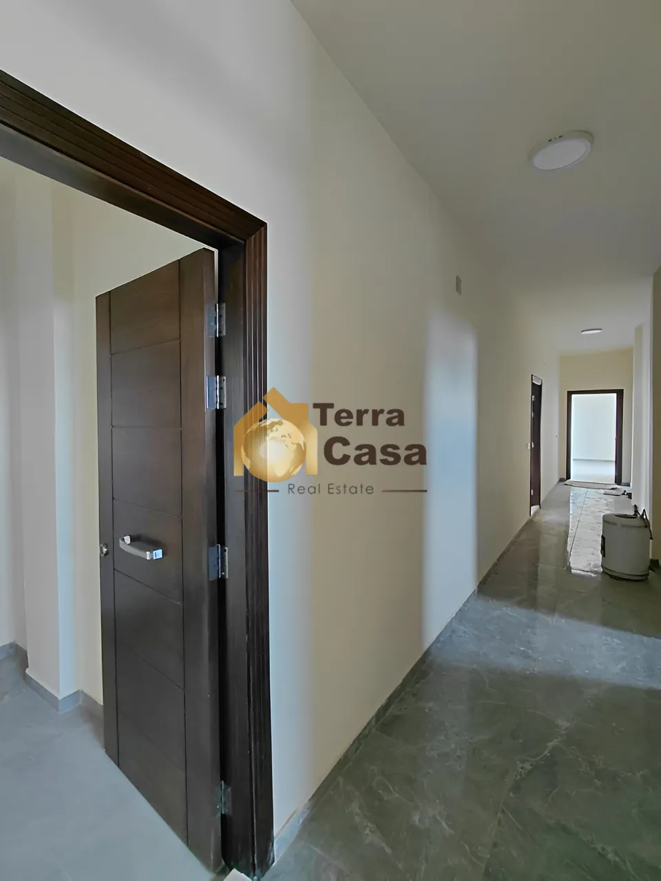 Commercial for rent in Baouchrieh, Lebanon