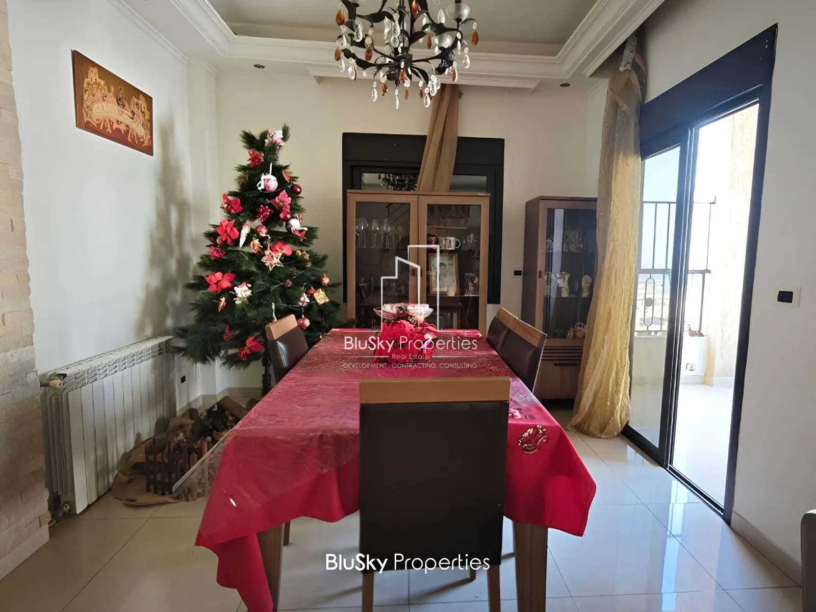 Apartment for Sale in Ain Saade - 5 bed, 4 bath