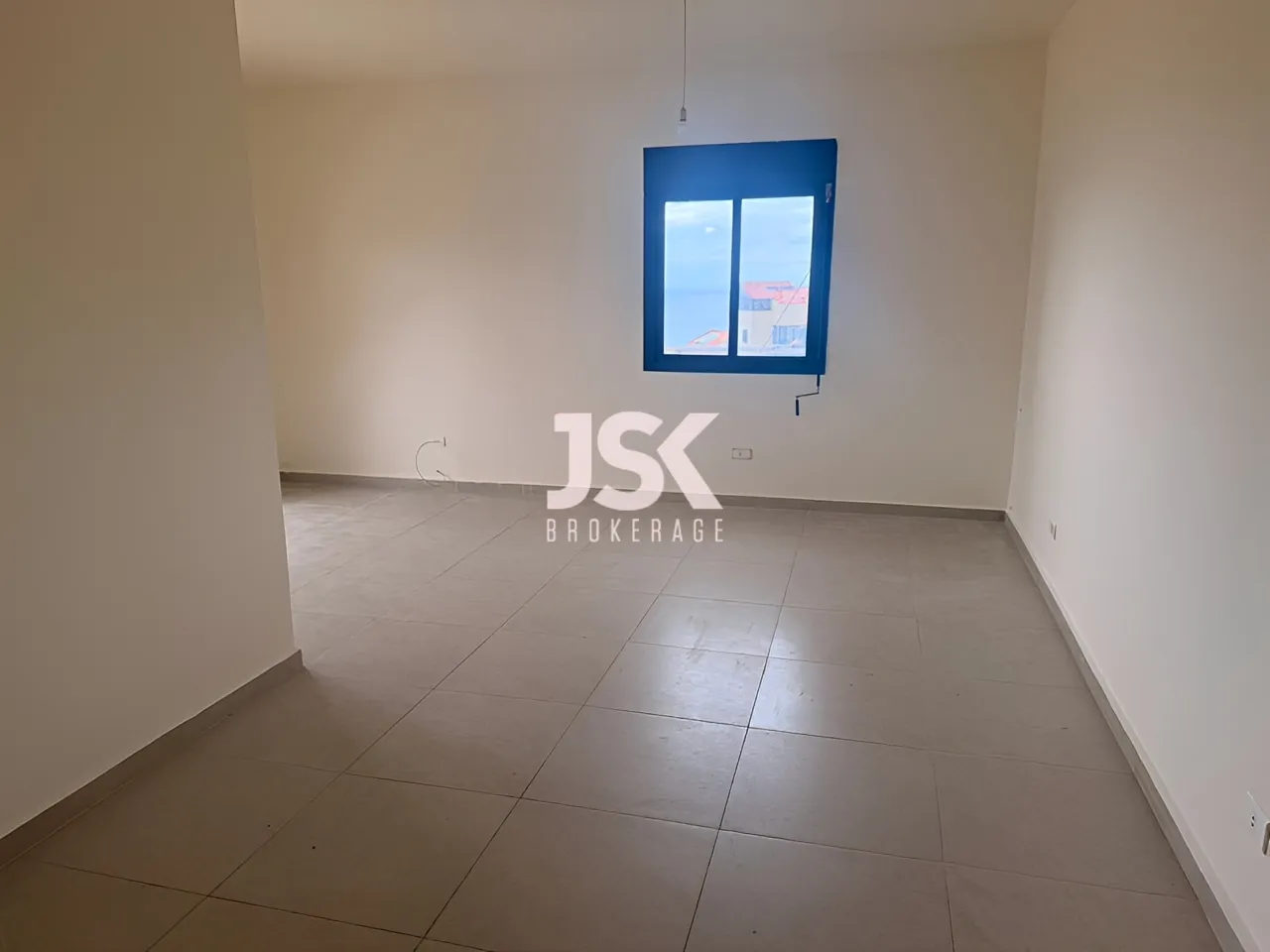 Apartment for Sale in Halat