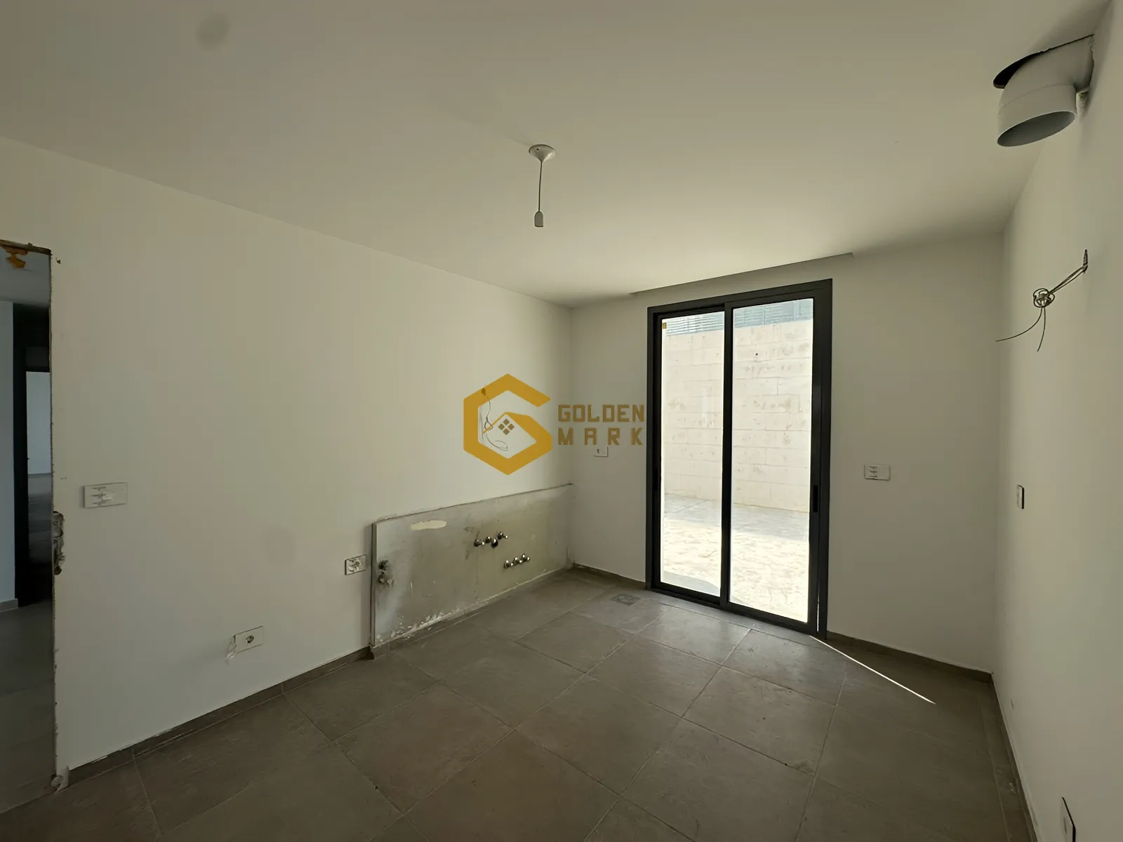 Apartment for Sale in Bsalim