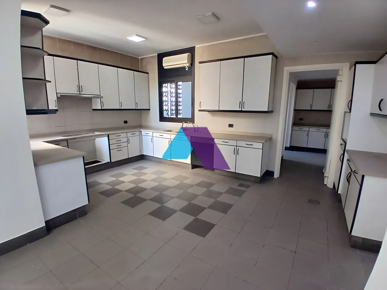 Apartment for Sale in Verdun