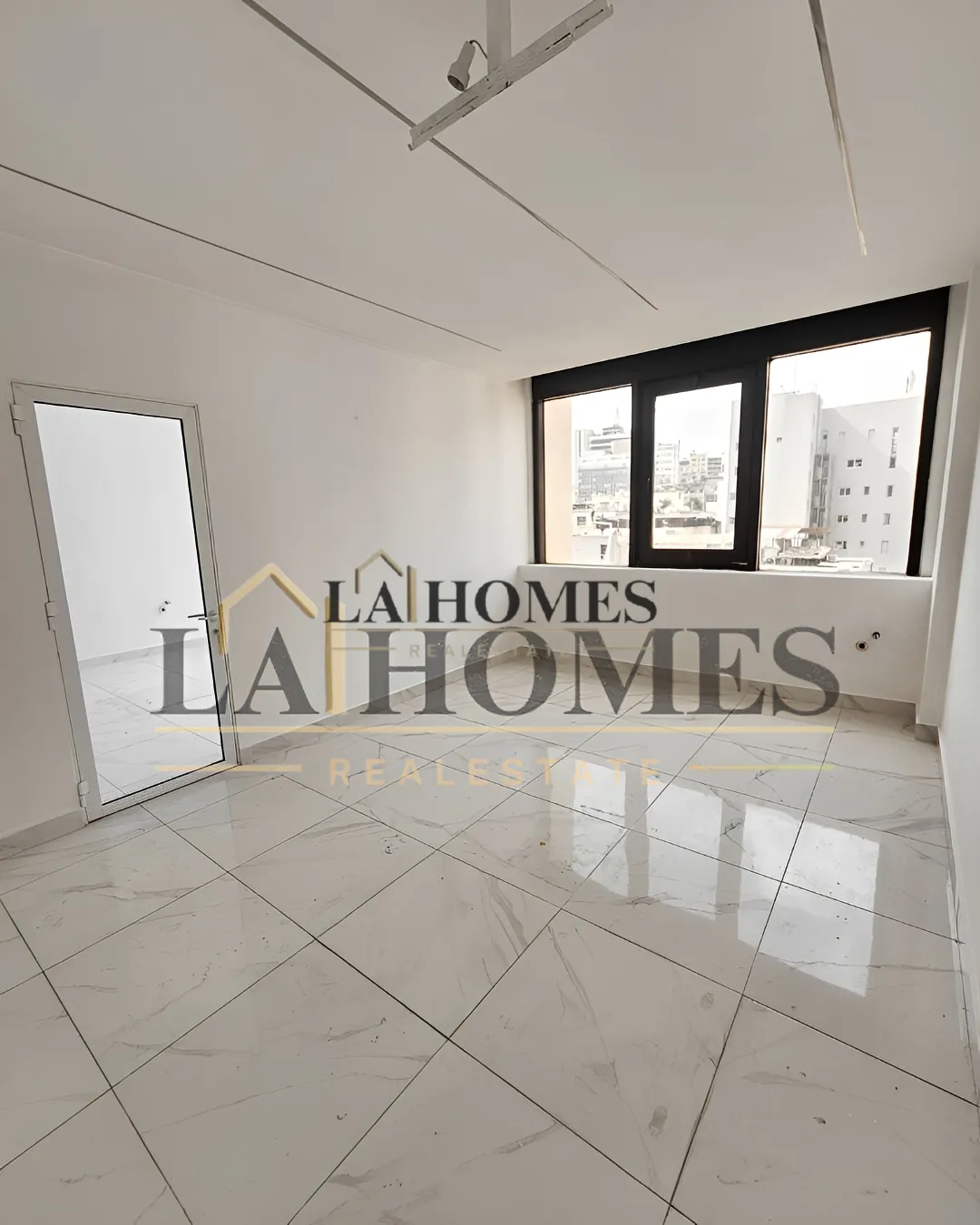 Clinic for rent in Hamra