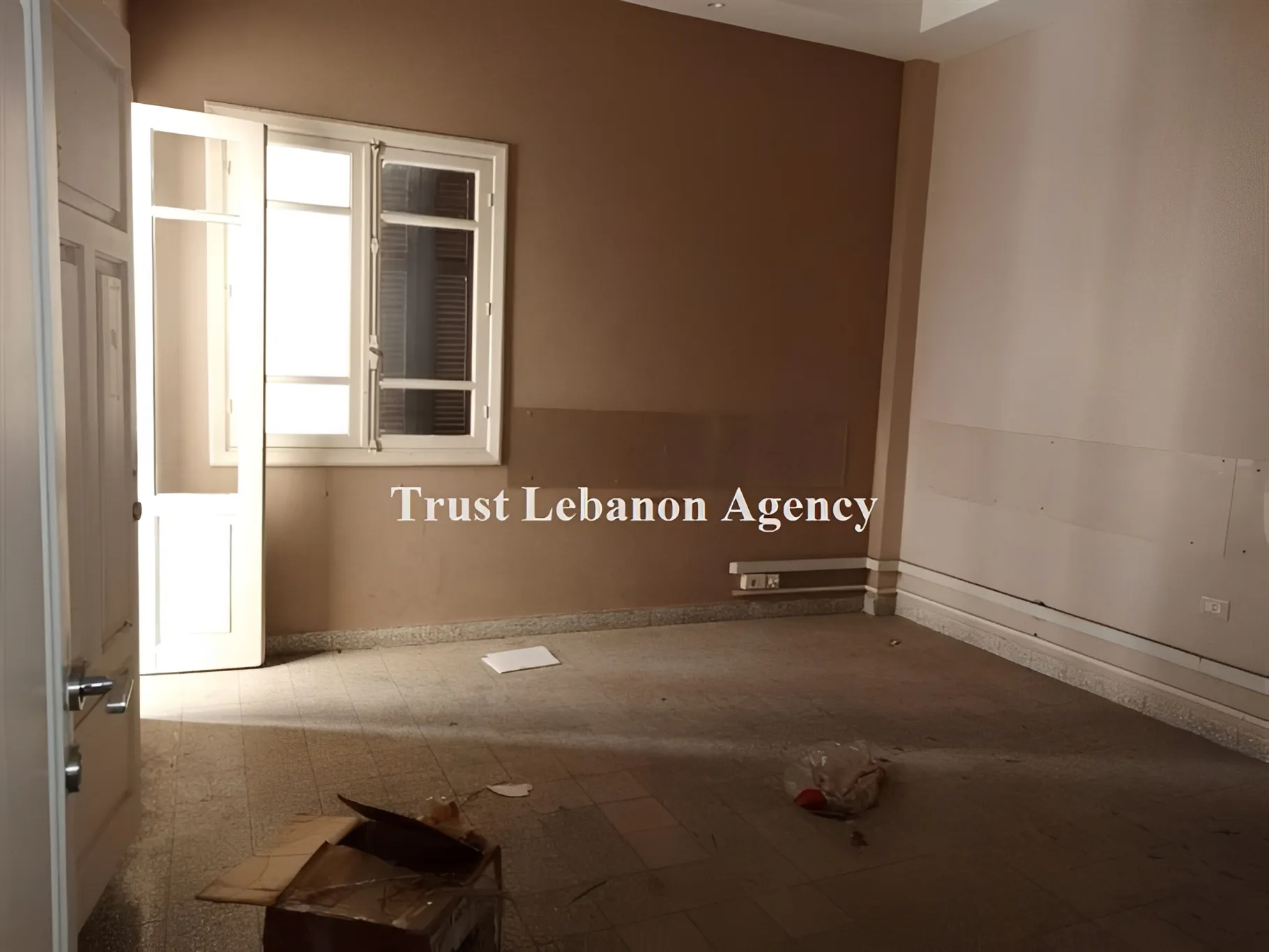 Office for rent in Beirut, Hamra