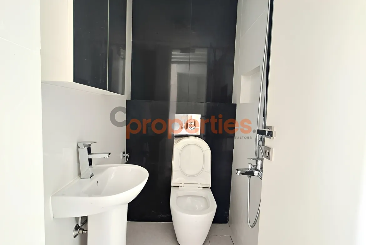Apartment for Rent in Halat