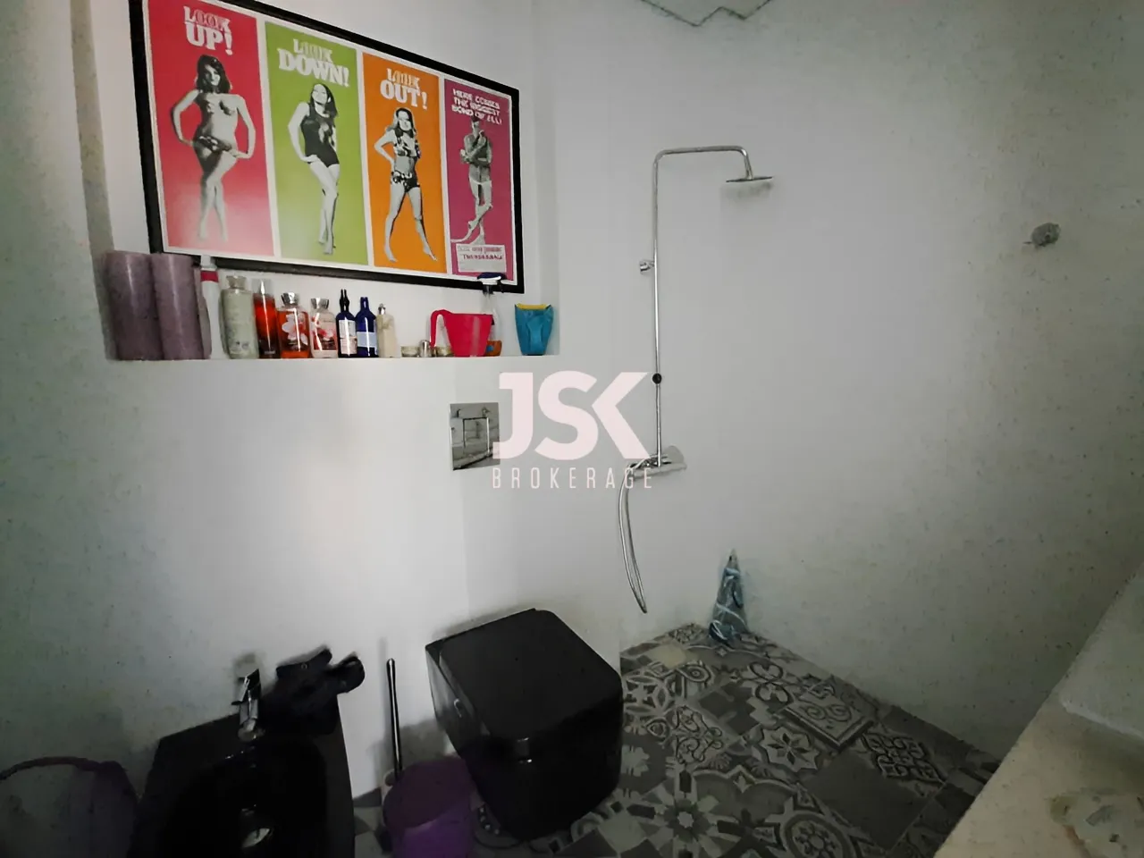 Apartment for Sale in Ain Najm