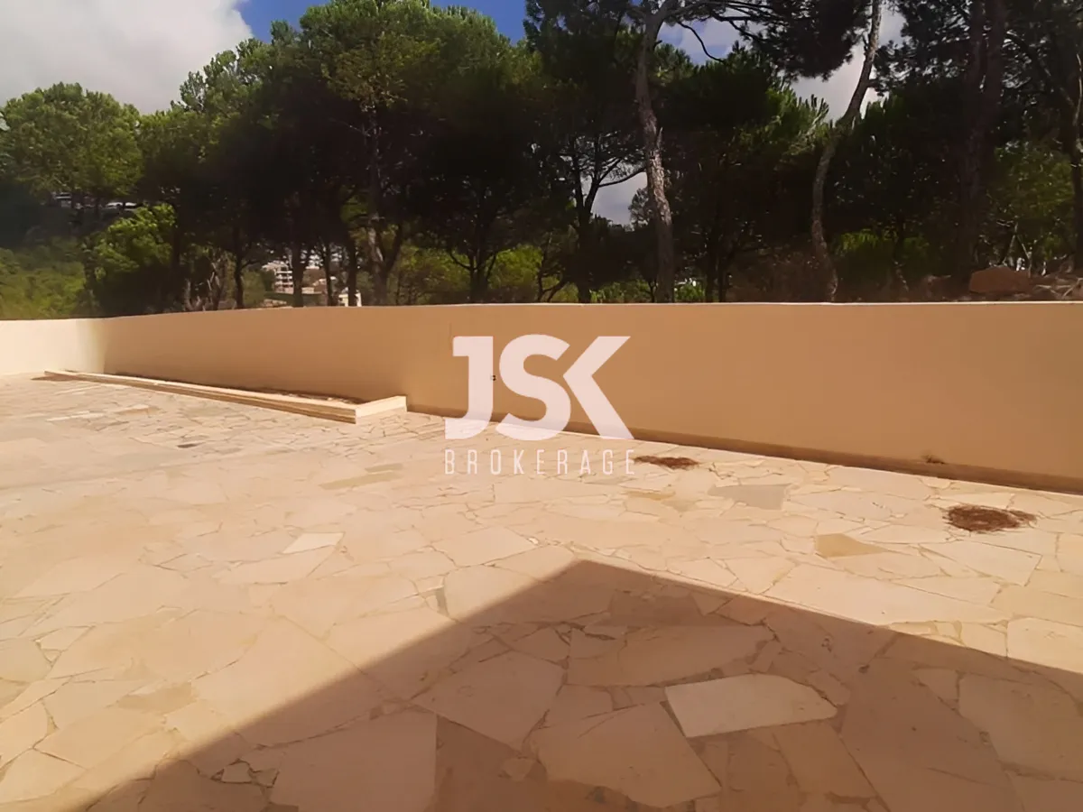 Apartment for Sale in Baabdat, Lebanon - 3 bed, 3 bath