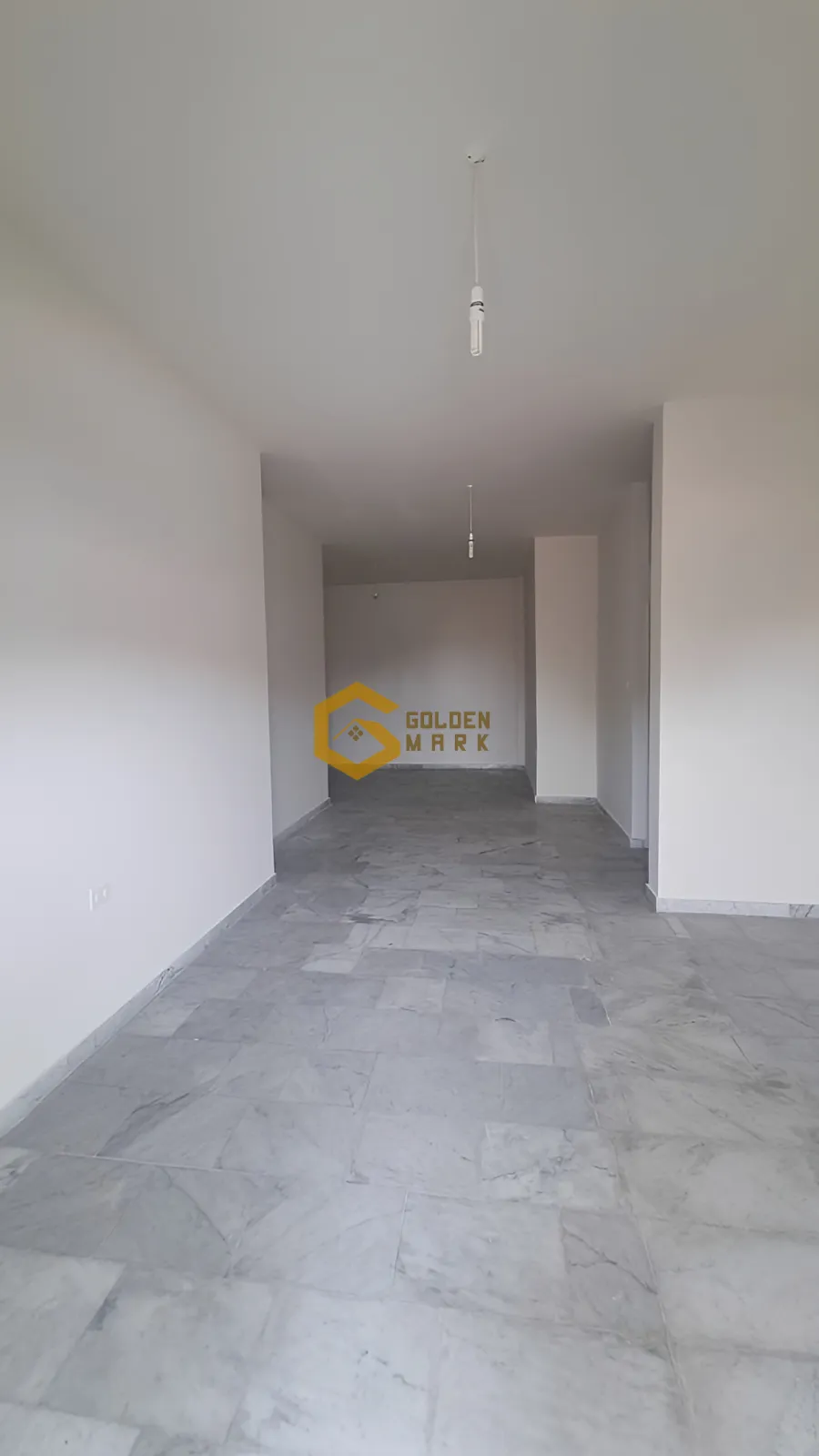 Apartment for Sale in Qornet El Hamra - 3 bed, 2 bath