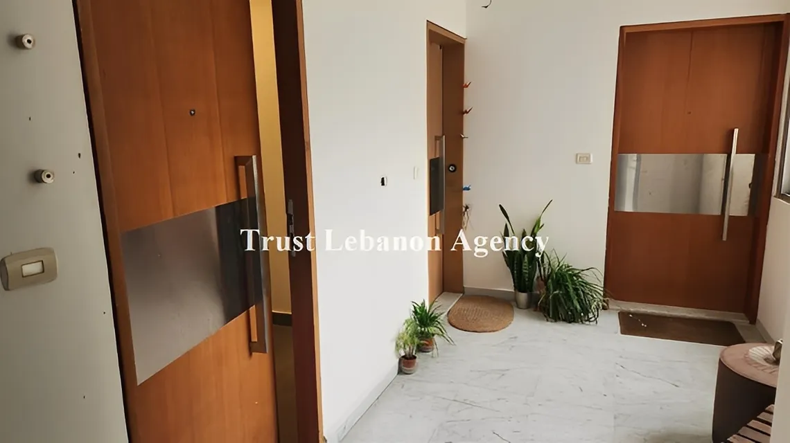Office for rent in Achrafieh, Mar Michael