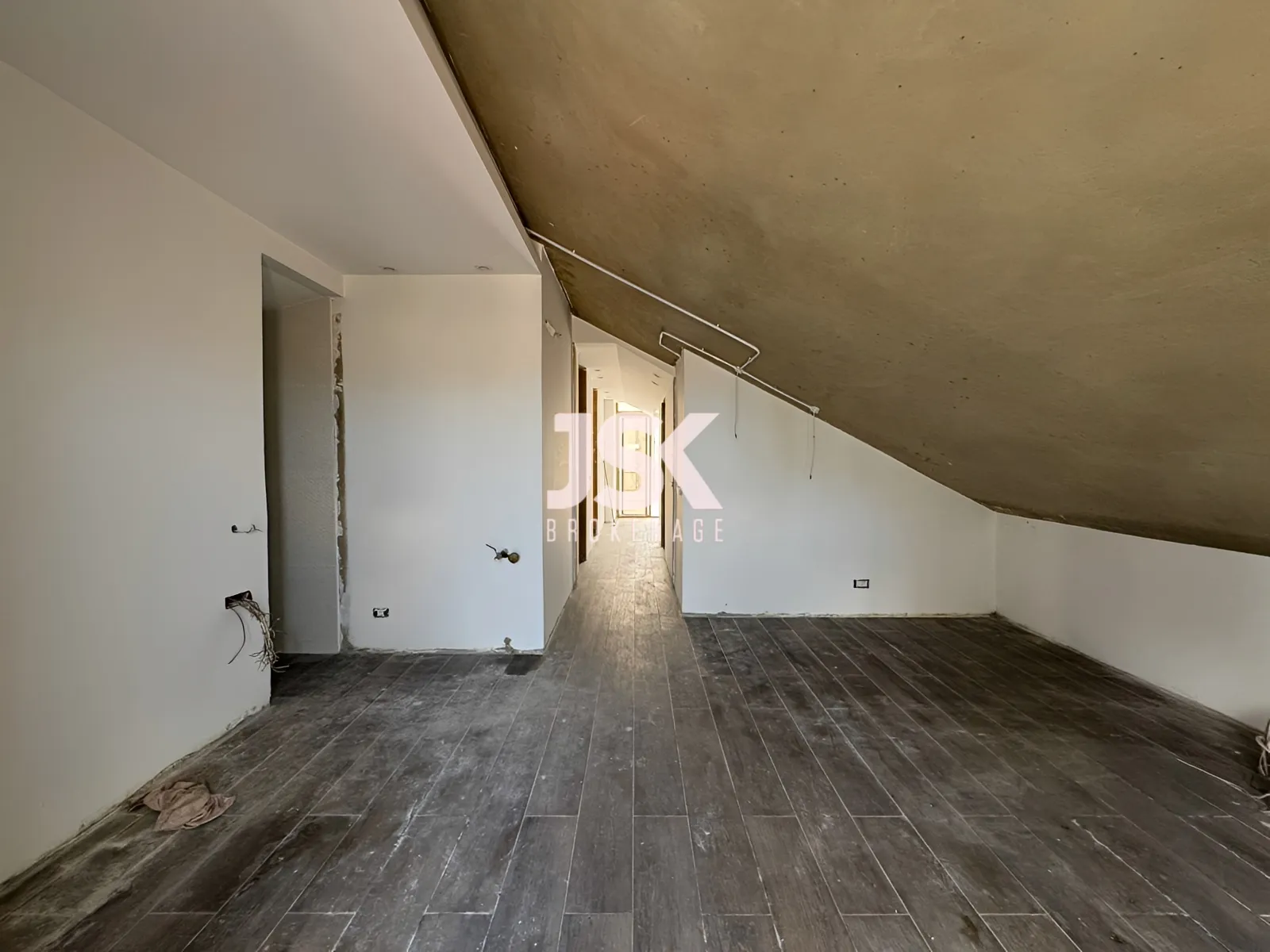Duplex for Sale in Dekwaneh