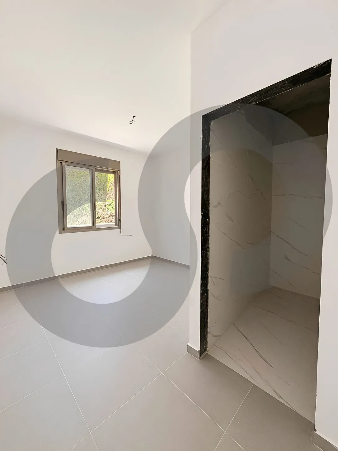 Apartment for Sale in Zalqa - 2 bed, 3 bath