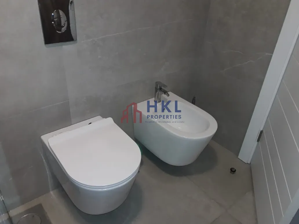 Apartment for rent in Clemenceau, Bayrut, Lebanon