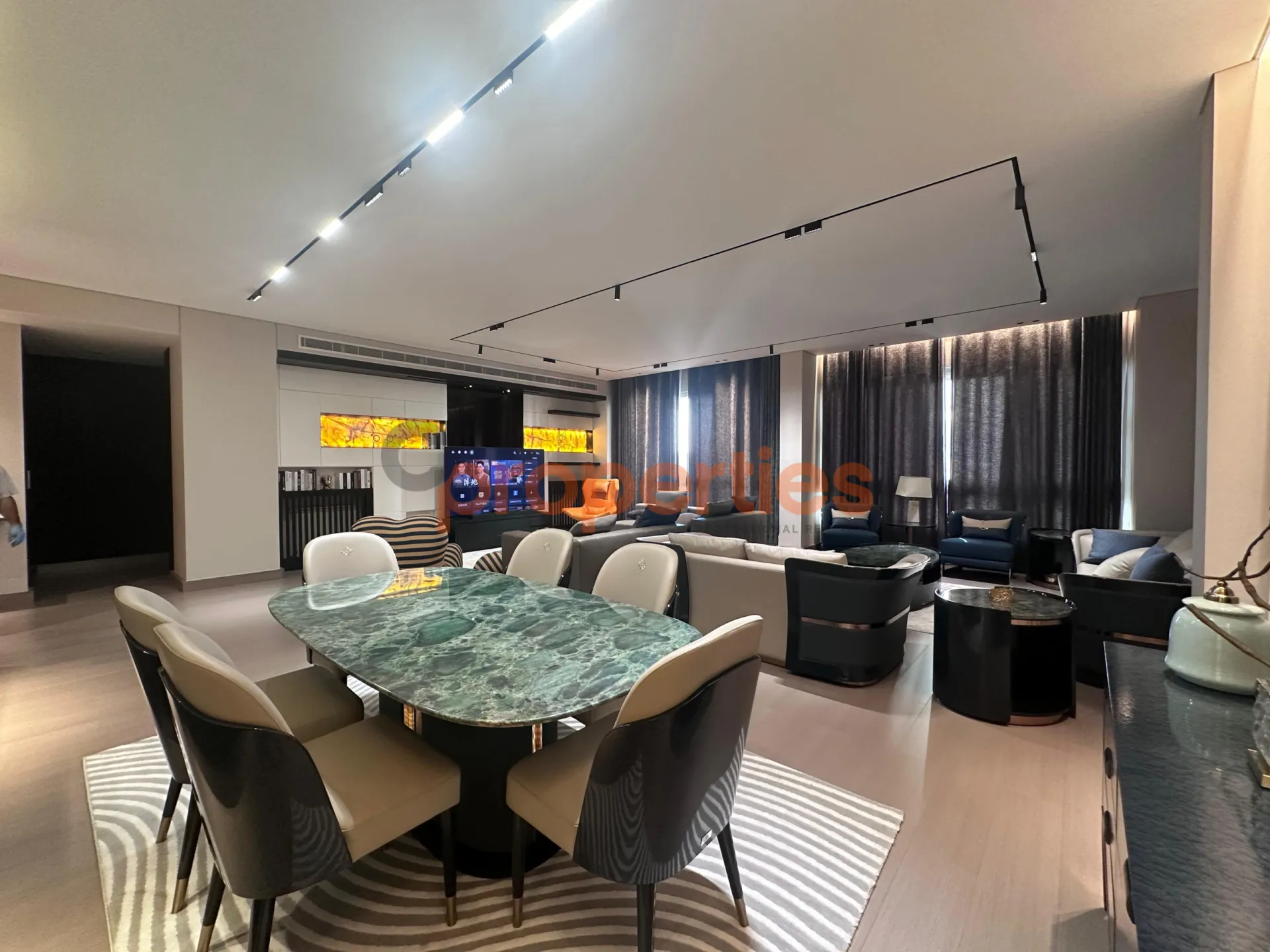 Apartment for Sale in Raoucheh