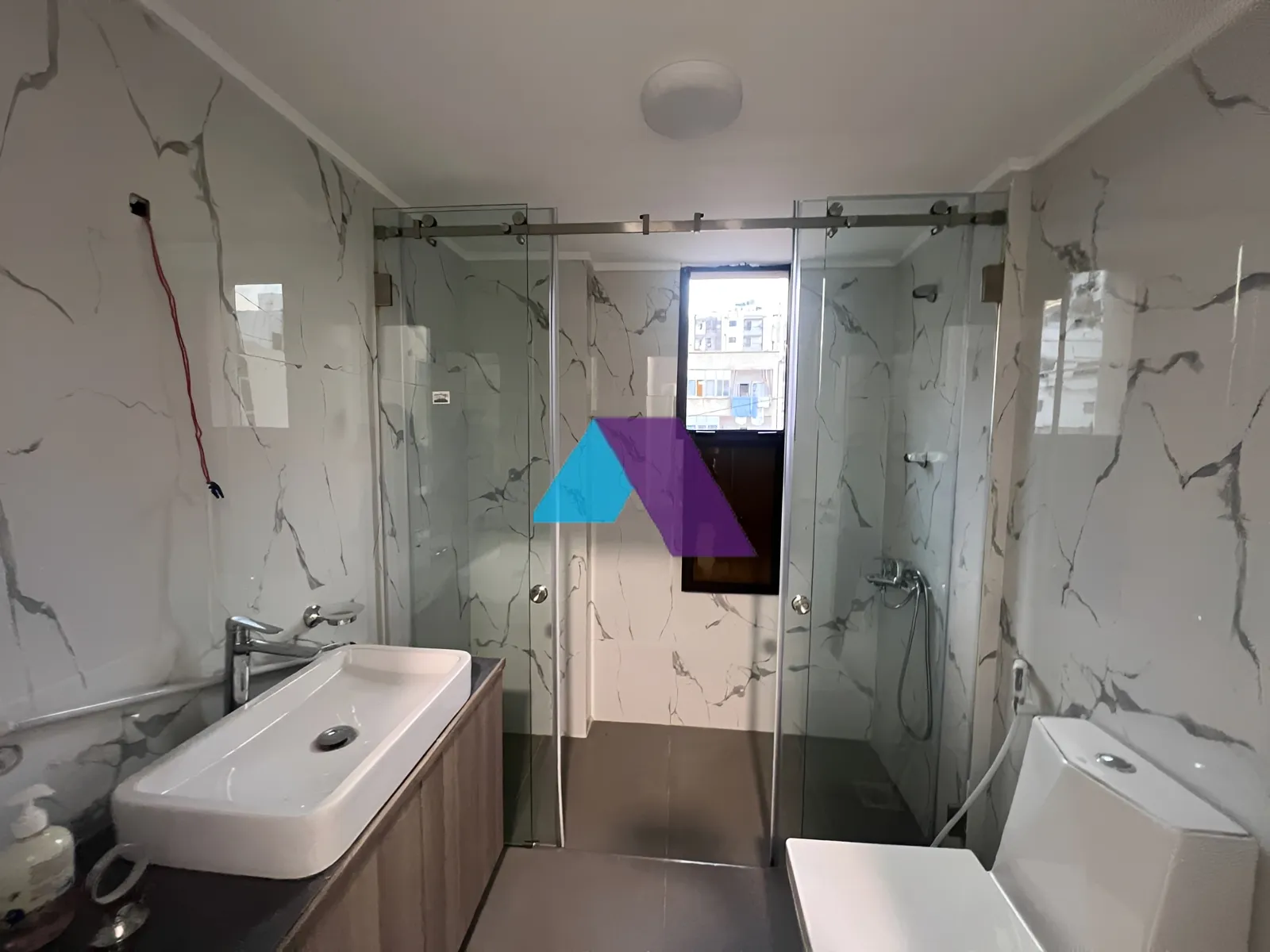 Apartment for Sale in Zalqa - 3 bed, 3 bath