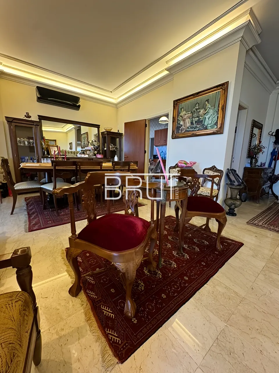 Apartment for Sale in Haret Sakher